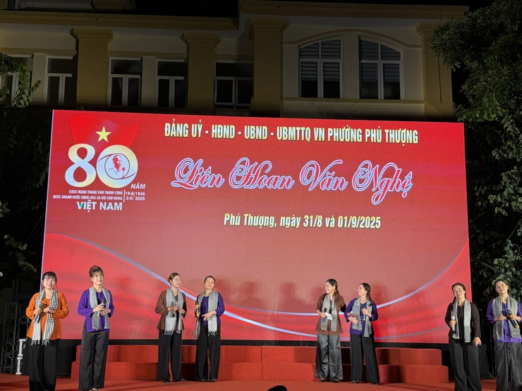 Chương trình Liên hoan Văn nghệ chào mừng 80 năm Cách mạng Tháng Tám và Quốc khánh 2/9- Ảnh 5.