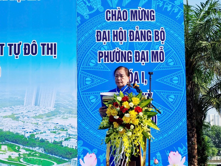 Phường Đại Mỗ ra quân đảm bảo vệ sinh môi trường, trật tự văn minh đô thị- Ảnh 4.