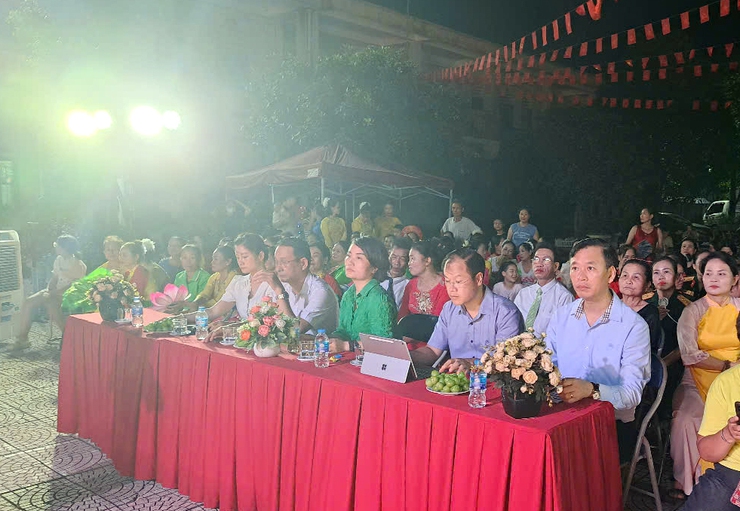 Hội diễn văn nghệ chào mừng thành công Đại hội Đảng bộ phường Phú Lương lần thứ I- Ảnh 1.