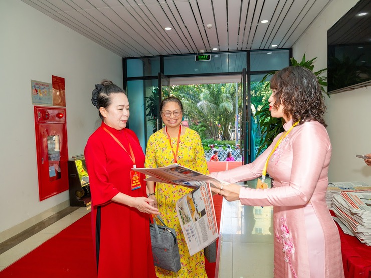 Đại hội đại biểu Đảng bộ Phường Ô Chợ Dừa lần thứ I, nhiệm kỳ 2025 - 2030 : Những hình ảnh đáng nhớ- Ảnh 10.