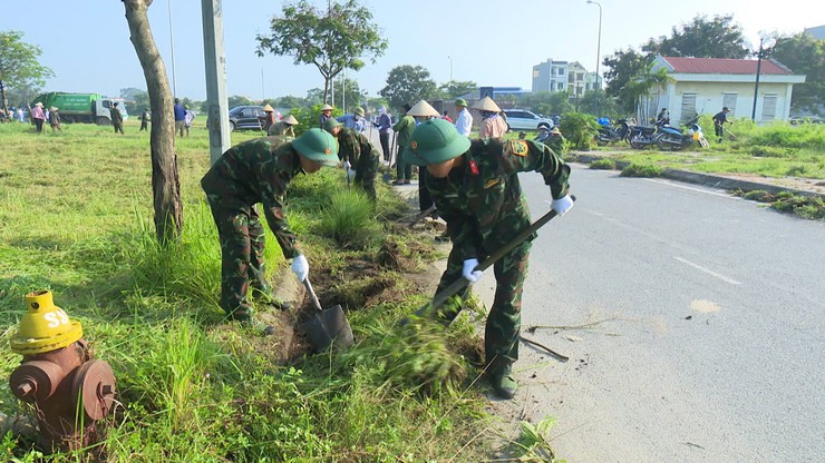 SÓC SƠN PHÁT ĐỘNG PHONG TRÀO VỆ SINH MÔI TRƯỜNG “SÁNG, XANH, SẠCH, ĐẸP”.- Ảnh 6.