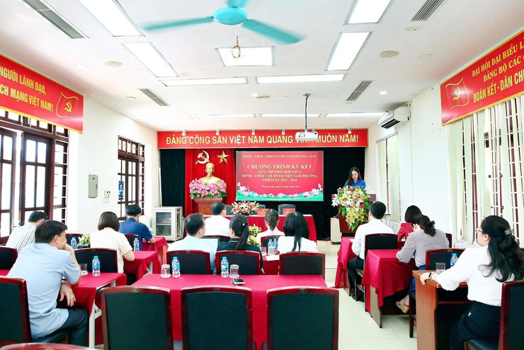 HĐND – UBND – ỦY BAN MTTQ VIỆT NAM PHƯỜNG LÁNG KÝ KẾT CHƯƠNG TRÌNH PHỐI HỢP CÔNG TÁC NHIỆM KỲ 2021 –2026- Ảnh 3.