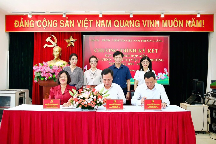 HĐND – UBND – ỦY BAN MTTQ VIỆT NAM PHƯỜNG LÁNG KÝ KẾT CHƯƠNG TRÌNH PHỐI HỢP CÔNG TÁC NHIỆM KỲ 2021 –2026- Ảnh 1.