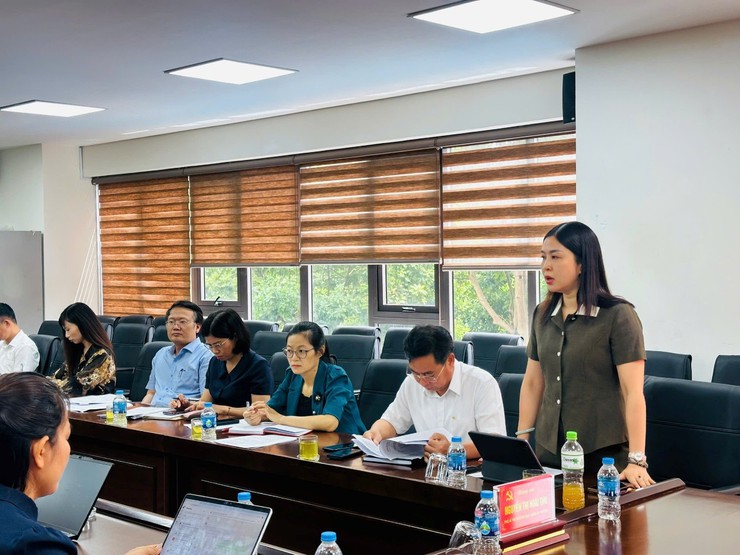 Phường Đại Mỗ đẩy nhanh tiến độ thực hiện Chuyển đổi số trên địa bàn phường
- Ảnh 2.