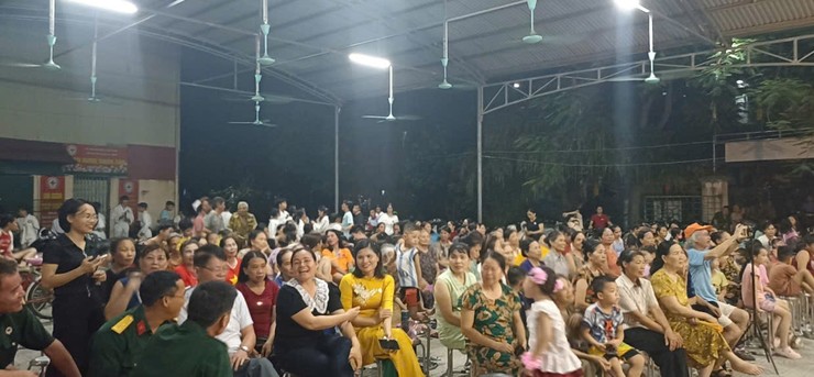 Vân Đình, sôi nổi các chương trình văn nghệ chào mừng Đại hội Đảng bộ xã lần thứ I, nhiệm kỳ 2025 - 2030- Ảnh 12.