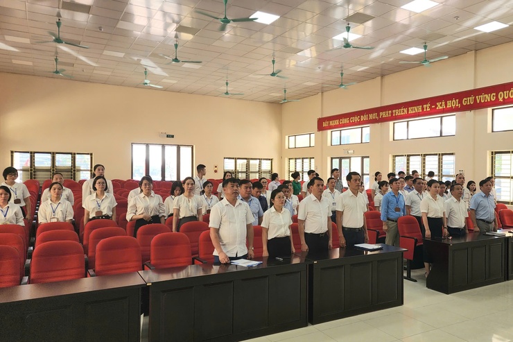 HĐND – UBND XÃ NỘI BÀI TỔ CHỨC LỄ CHÀO CỜ THÁNG 8- Ảnh 1.