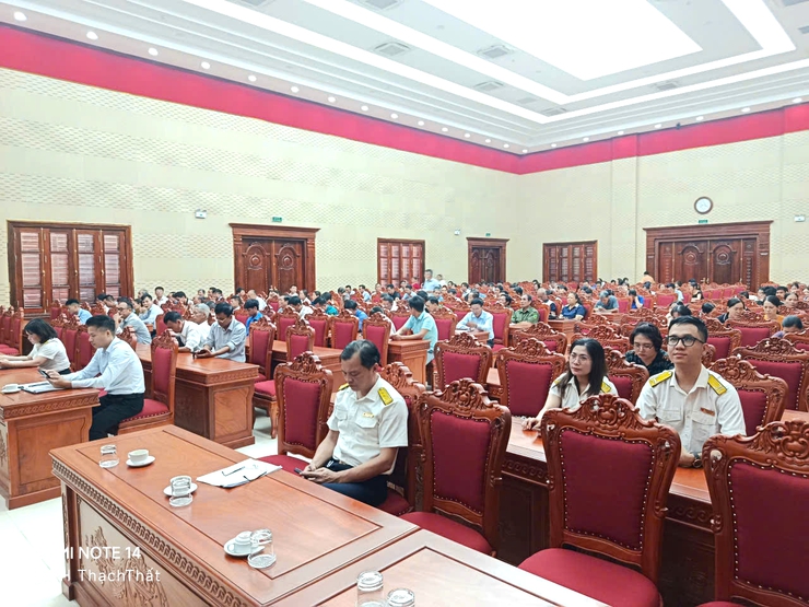 Xã Thạch Thất tổ chức hội nghị tập huấn cài đặt và hướng dẫn nộp thuế qua ứng dụng Etax Mobile năm 2025- Ảnh 4.