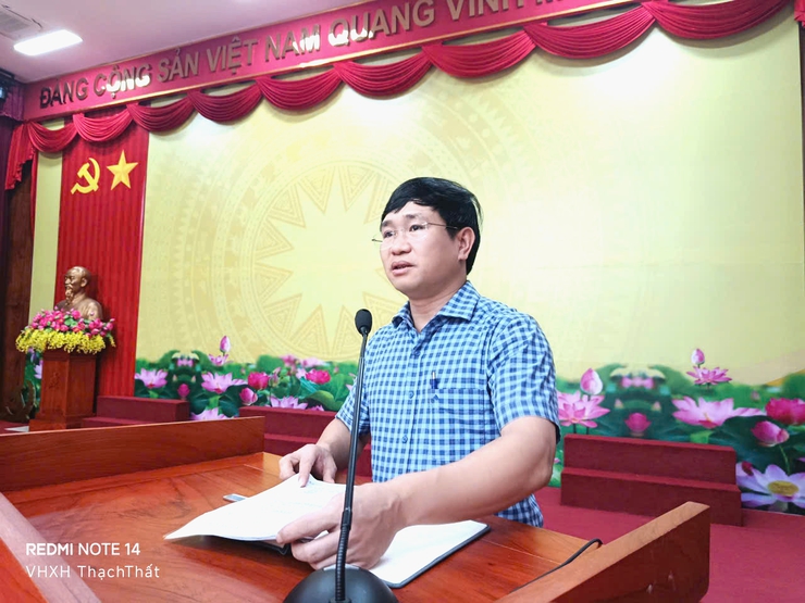 Xã Thạch Thất tổ chức hội nghị tập huấn cài đặt và hướng dẫn nộp thuế qua ứng dụng Etax Mobile năm 2025- Ảnh 1.