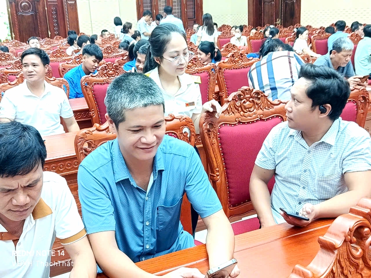 Xã Thạch Thất tổ chức hội nghị tập huấn cài đặt và hướng dẫn nộp thuế qua ứng dụng Etax Mobile năm 2025- Ảnh 6.