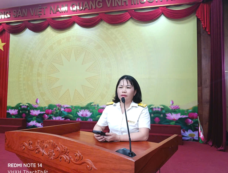 Xã Thạch Thất tổ chức hội nghị tập huấn cài đặt và hướng dẫn nộp thuế qua ứng dụng Etax Mobile năm 2025- Ảnh 2.