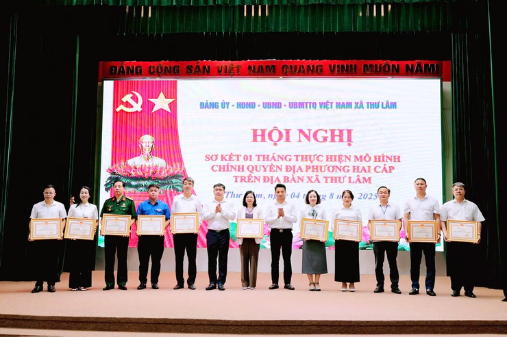 Xã Thư Lâm tổ chức Hội nghị sơ kết đánh giá 1 tháng thực hiện mô hình chính quyền địa phương hai cấp- Ảnh 7.