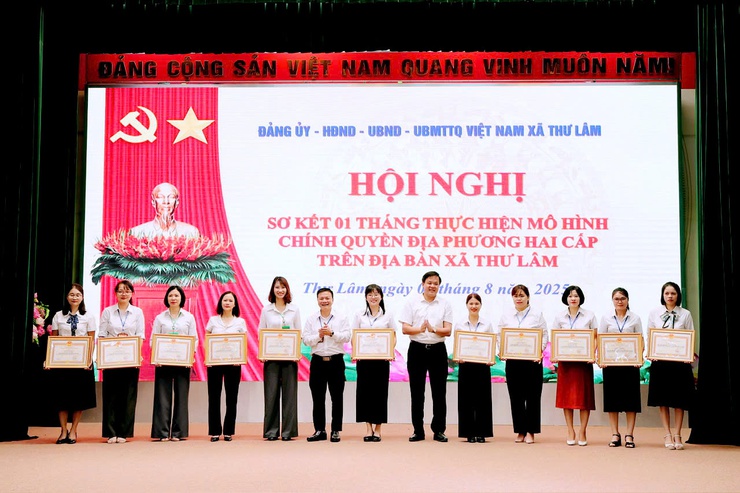 Xã Thư Lâm tổ chức Hội nghị sơ kết đánh giá 1 tháng thực hiện mô hình chính quyền địa phương hai cấp- Ảnh 9.