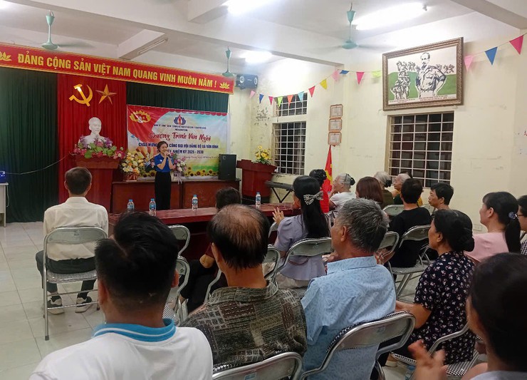 Vân Đình, sôi nổi các chương trình văn nghệ chào mừng Đại hội Đảng bộ xã lần thứ I, nhiệm kỳ 2025 - 2030- Ảnh 21.