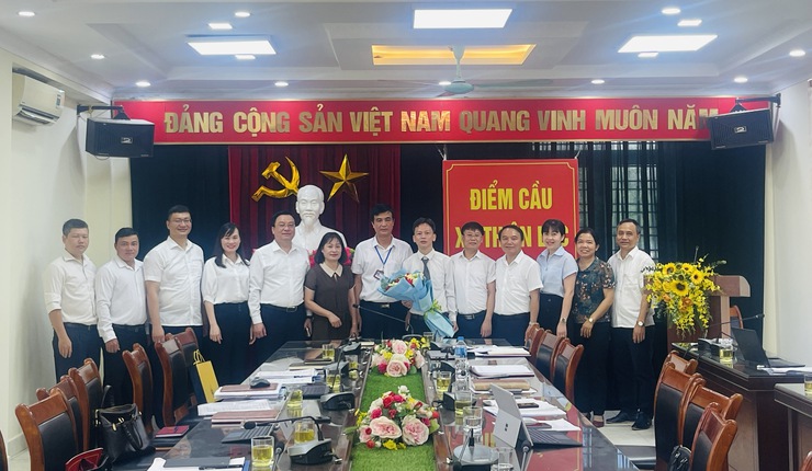 Xã Thiên Lộc tổ chức Hội nghị công bố và trao các Quyết định về công tác cán bộ đối với Ban Quản lý dự án đầu tư - Hạ tầng và Trạm Y tế xã Thiên Lộc- Ảnh 9.