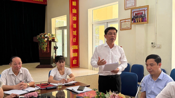 Đảng ủy phường Xuân Phương tăng cường công tác lãnh đạo cơ sở qua hoạt động dự sinh hoạt chi bộ tháng 8/2025- Ảnh 2.