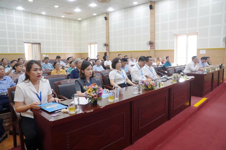 UBND phường Long Biên tổ chức hội nghị giao ban Tổ trưởng tổ dân phố tháng 7/2025- Ảnh 11.