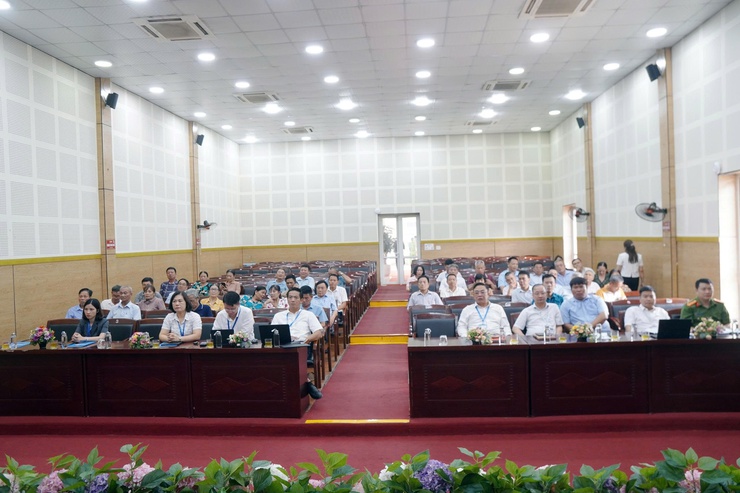 UBND phường Long Biên tổ chức hội nghị giao ban Tổ trưởng tổ dân phố tháng 7/2025- Ảnh 12.