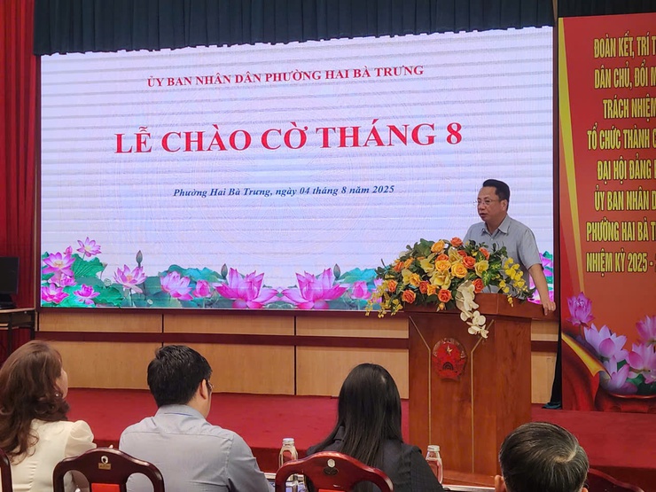 UBND phường Hai Bà Trưng tổ chức sinh hoạt dưới cờ tháng 8 năm 2025 và triển khai các nhiệm vụ trọng tâm trong tháng- Ảnh 3.