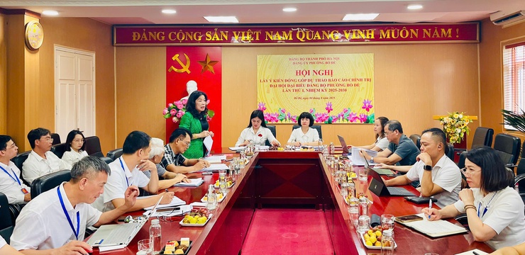 Phường Bồ Đề lấy ý kiến góp ý hoàn thiện Báo cáo chính trị Đại hội Đảng bộ phường- Ảnh 3.