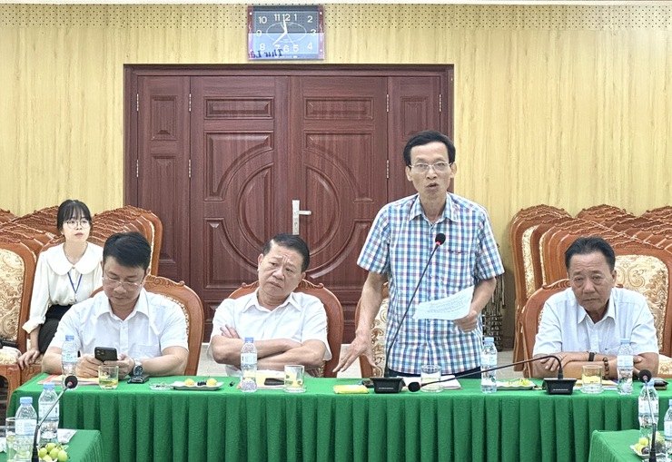 Đảng ủy xã Thư Lâm tổ chức Hội nghị lấy ý kiến các đồng chí nguyên lãnh đạo huyện Đông Anh qua các thời kỳ đóng góp vào Dự thảo văn kiện Đại hội Đảng các cấp nhiệm kỳ 2025-2030.- Ảnh 9.