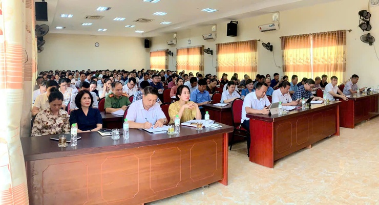 Xã Đoài Phương tập huấn thủ tục " thu, nộp đảng phí trực tuyến" và triển khai công tác đổi thẻ Đảng viên- Ảnh 1.