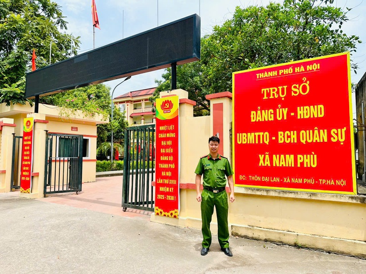Công an xã Nam Phù bảo đảm an ninh, an toàn Đại hội đại biểu Đảng bộ xã lần thứ I, nhiệm kỳ 2025 - 2030- Ảnh 10.
