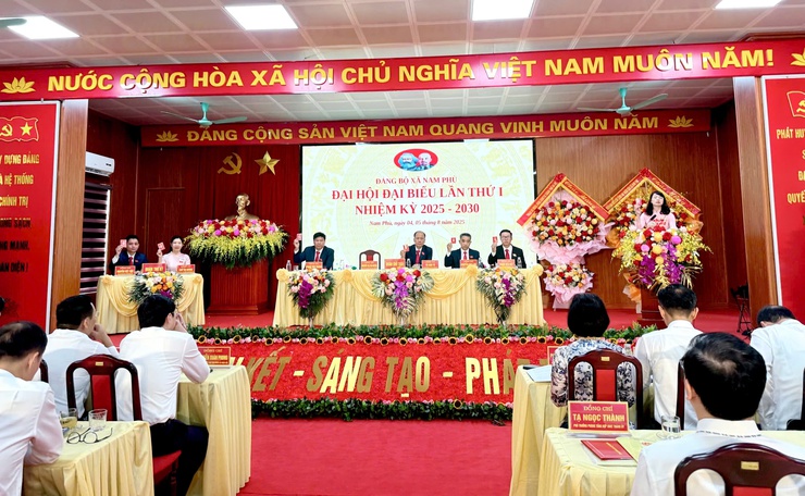 Đại hội đại biểu Đảng bộ xã Nam Phù lần thứ I: Bước khởi đầu của một hành trình mới - hành trình của niềm tin, quyết tâm và đổi mới- Ảnh 13.