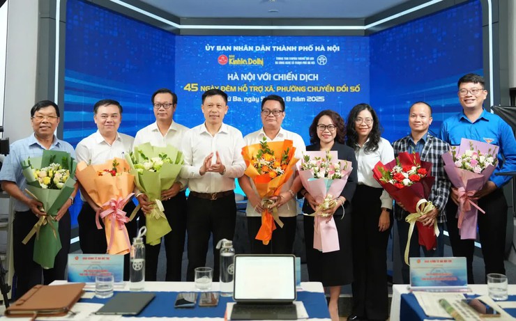 Talkshow “Hà Nội với Chiến dịch 45 ngày đêm hỗ trợ xã, phường chuyển đổi số”: lan tỏa nhận thức và kỹ năng số đến từng người dân- Ảnh 1.