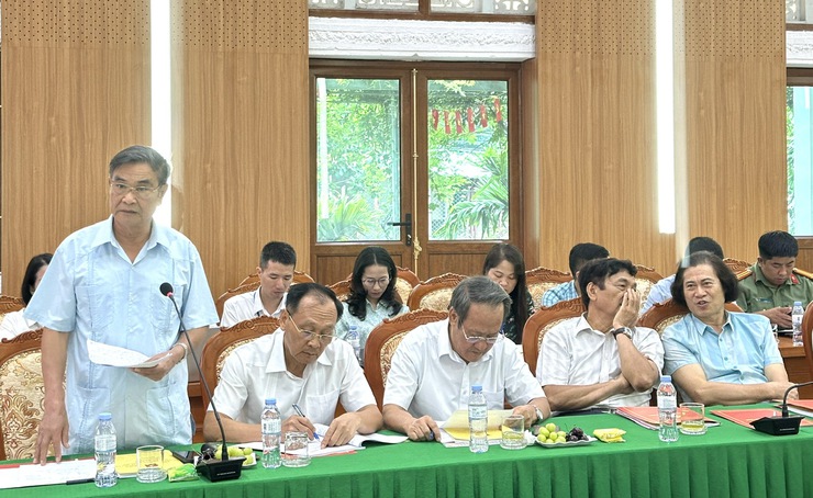 Đảng ủy xã Thư Lâm tổ chức Hội nghị lấy ý kiến các đồng chí nguyên lãnh đạo huyện Đông Anh qua các thời kỳ đóng góp vào Dự thảo văn kiện Đại hội Đảng các cấp nhiệm kỳ 2025-2030.- Ảnh 2.