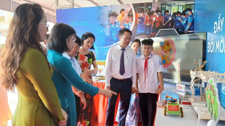 Chuyển đổi số từ cơ sở: Hòa Lạc đặt mục tiêu phổ cập kỹ năng số đến từng người dân- Ảnh 5.