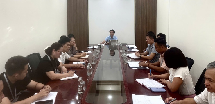 Chi bộ UBMTTQ Việt Nam phường Bồ Đề tổ chức Sinh hoạt chi bộ tháng 8/2025 lồng ghép chuyên đề “Thực hành tiết kiệm, nâng cao hiệu quả chi tiêu nội bộ cơ quan”- Ảnh 1.