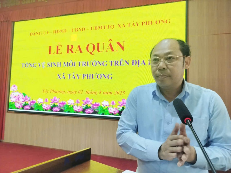 Xã Tây Phương tổ chức lễ ra quân tổng vệ sinh môi trường trên địa bàn xã- Ảnh 2.