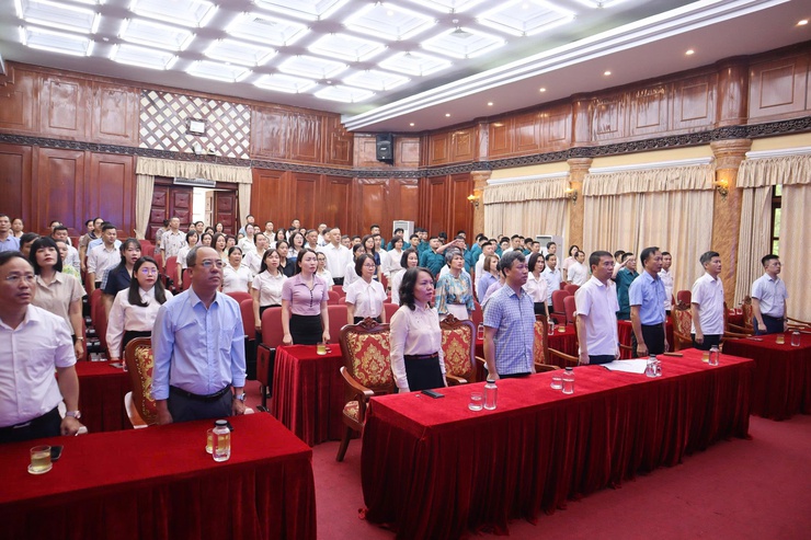 Lễ chào cờ và sinh hoạt dưới cờ của phường Từ Liêm- Ảnh 1.