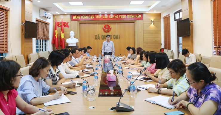Lãnh đạo UBND xã Quốc Oai làm việc với trạm y tế xã: ghi nhận những kết quả nổi bật sau 1 tháng chính thức hoạt động- Ảnh 1.