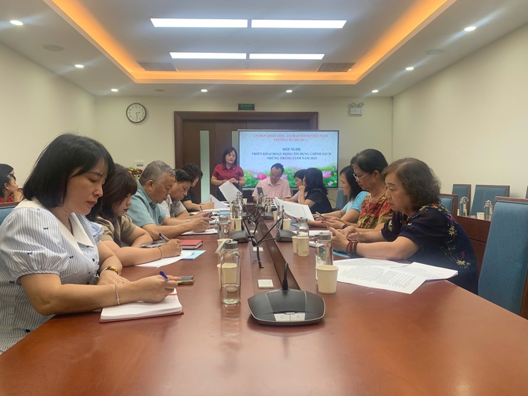 Phường Ô Chợ Dừa triển khai hoạt động tín dụng chính sách những tháng cuối năm 2025- Ảnh 1.