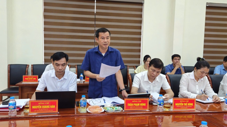 Chủ tịch Ủy ban MTTQ Việt Nam thành phố Hà Nội Nguyễn Lan Hương làm việc với xã Đoài Phương về công tác chuẩn bị Đại hội Đảng


- Ảnh 1.