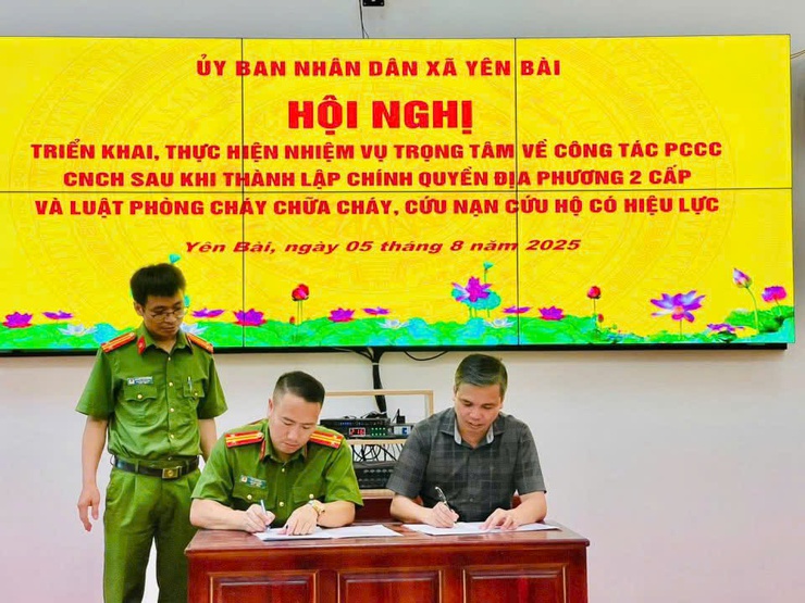 ỦY BAN NHÂN DÂN XÃ YÊN BÀI TỔ CHỨC HỘI NGHỊ TRIỂN KHAI THỰC HIỆN NHIỆM VỤ TRỌNG TÂM VỀ CÔNG TÁC PHÒNG CHÁY CHỮA CHÁY VÀ CỨU NẠN CỨU HỘ- Ảnh 2.