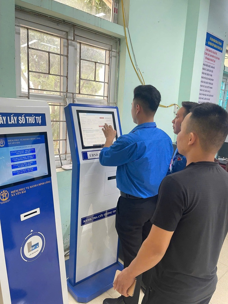 ✅✅✅Thực hiện kế hoạch của UBND xã Yên Bài về Triển khai chiến dịch "45 ngày đêm ra quân hỗ trợ hoạt động chuyển đổi số tại xã Yên Bài"- Ảnh 1.