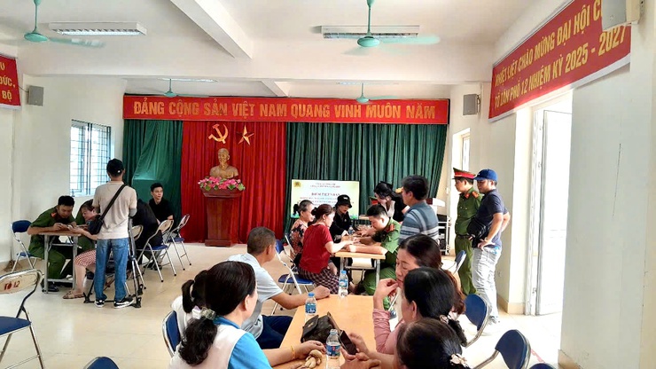 Phường Long Biên thích ứng nhanh, vận hành hiệu quả
mô hình chính quyền địa phương 2 cấp- Ảnh 3.