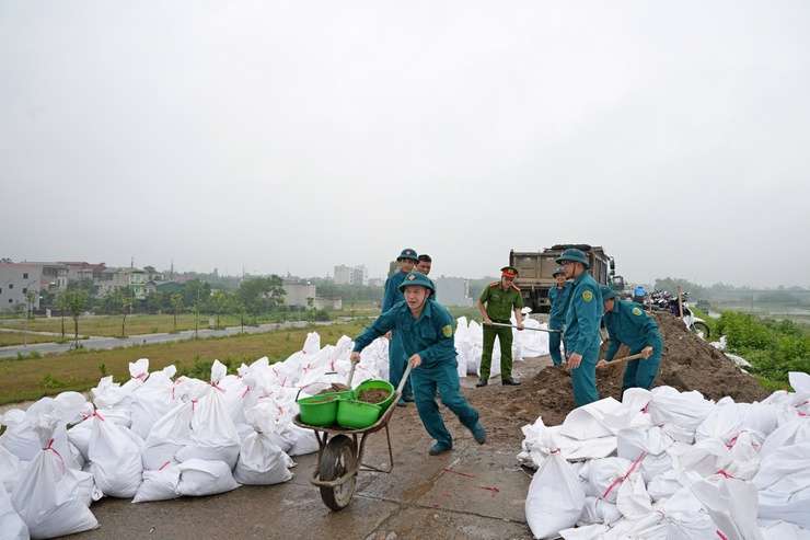 Diễn tập phòng, chống thiên tai trên địa bàn phường Sơn Tây- Ảnh 4.