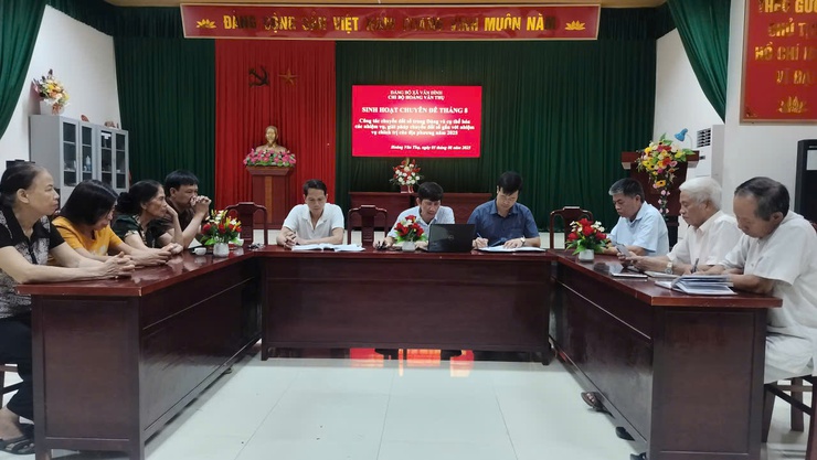 CÁC CHI BỘ TRỰC THUỘC ĐẢNG BỘ XÃ VÂN ĐÌNH TRIỂN KHAI SINH HOẠT CHUYÊN ĐỀ THÁNG 8/2025 VỀ CÔNG TÁC CHUYỂN ĐỔI SỐ- Ảnh 3.