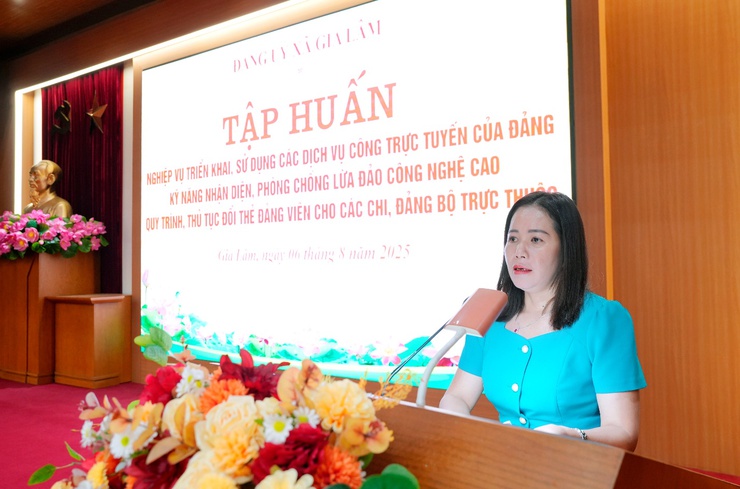 Hội nghị tập huấn nghiệp vụ triển khai dịch vụ công trực tuyến của Đảng, kỹ năng phòng chống lừa đảo công nghệ cao và hướng dẫn quy trình đổi thẻ đảng viên- Ảnh 2.