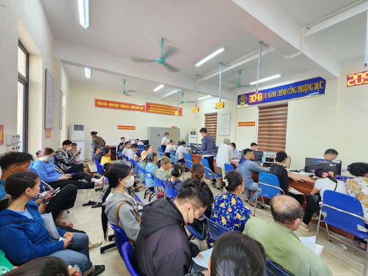 Tổ khảo sát số 11 hướng dẫn, hỗ trợ tổ chức thực hiện TTHC tại 13 Điểm Phục vụ hành chính công xã, phường- Ảnh 3.