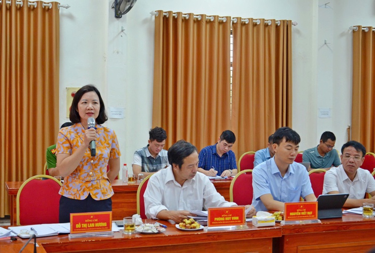 Đoàn công tác số 9 của Ban Thường vụ Thành ủy Hà Nội làm việc với Đảng ủy phường Tùng Thiện về công tác chuẩn bị Đại hội Đảng- Ảnh 2.