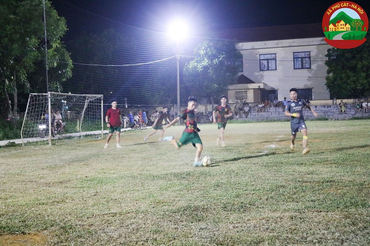 Thôn Yên Thái tổ chức nhiều hoạt động sôi nổi chào mừng Quốc khánh 2/9, kỷ niệm 20 năm Ngày hội Quốc phòng toàn dân và Đại hội Đảng bộ xã Phú Cát lần thứ Nhất- Ảnh 7.