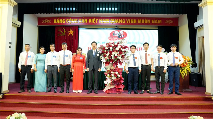 Chuẩn bị chu đáo, tạo khí thế mới: Xã Dương Hoà sẵn sàng cho Đại hội đại biểu Đảng bộ xã lần thứ Nhất, nhiệm kỳ 2025-2030- Ảnh 5.