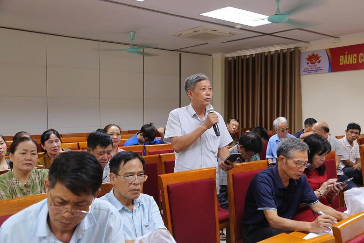 Phường Dương Nội triển khai chiến dịch “ 45 ngày đêm ra quân hỗ trợ hoạt động chuyển đổi số”- Ảnh 3.