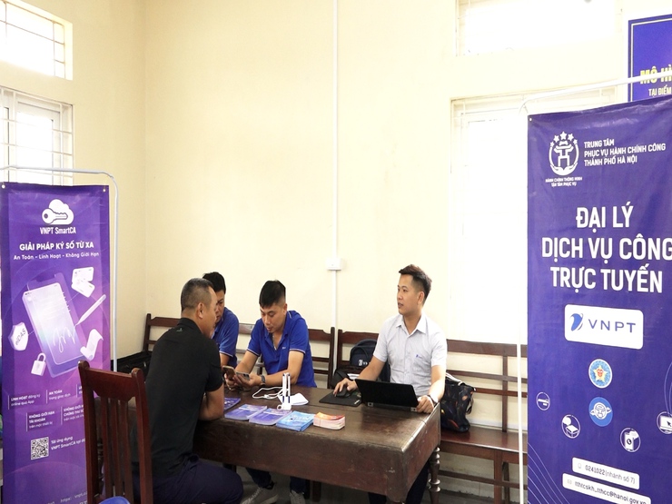 Xã Hương Sơn lan tỏa nhận thức, kỹ năng số đến từng người dân- Ảnh 7.