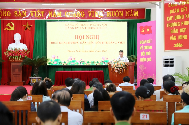 Đảng ủy xã Thượng Phúc triển khai, hướng dẫn việc đổi thẻ đảng viên- Ảnh 3.
