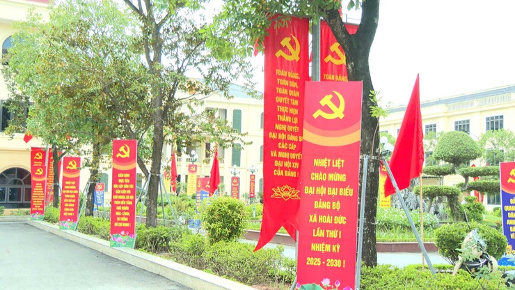 Xã Hoài Đức: Không khí chào mừng đại hội đảng bộ rộn ràng trên khắp các nẻo đường, tạo khí thế phấn khởi trong lòng nhân dân- Ảnh 5.